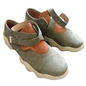 CAMPER DUD SNEAKERS SIZE 10 TRENDY STYLISH ACTIVE SPORTY MODERN